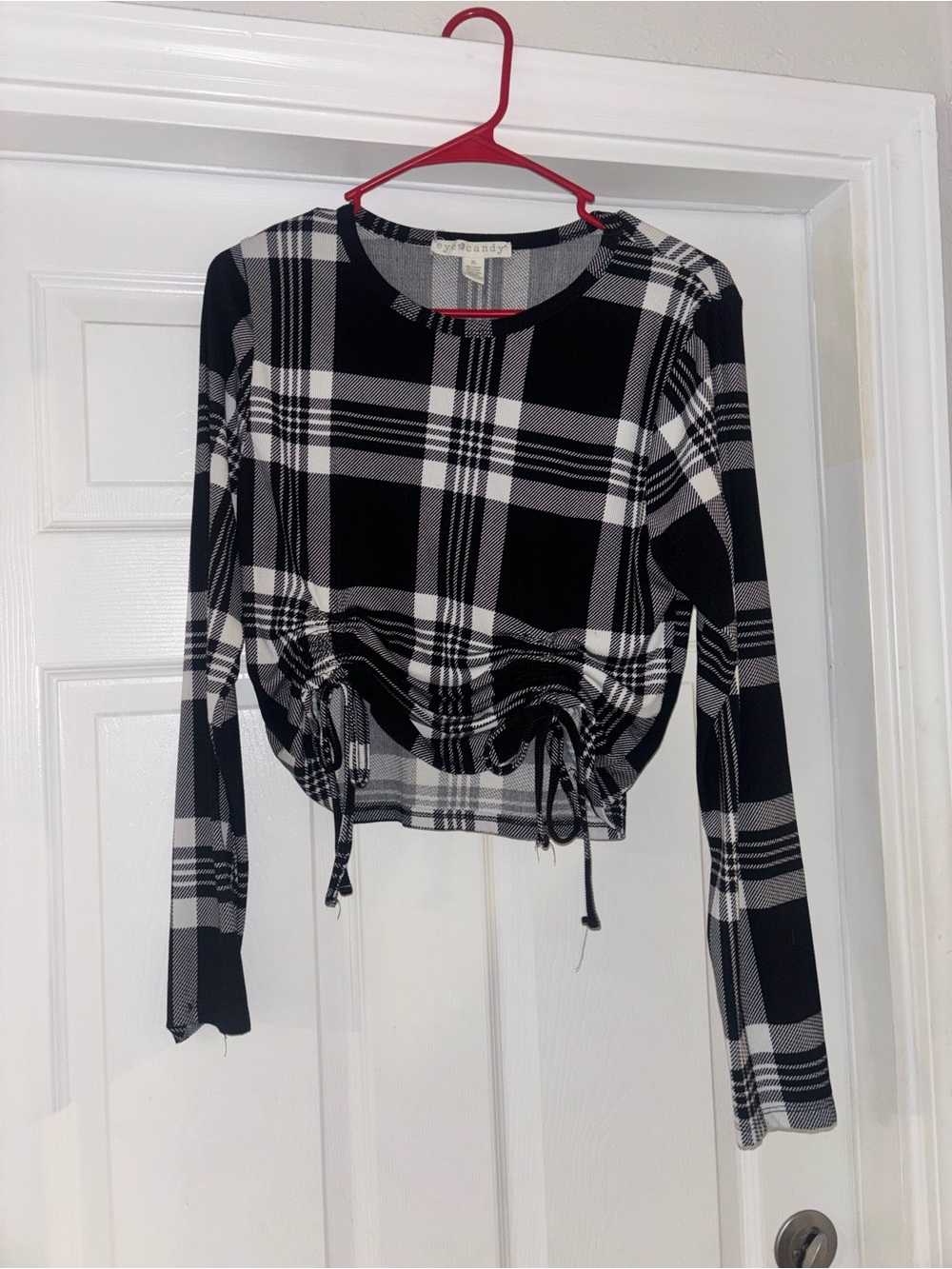 Black & White Plaid Drawstring Long-Sleeve Top